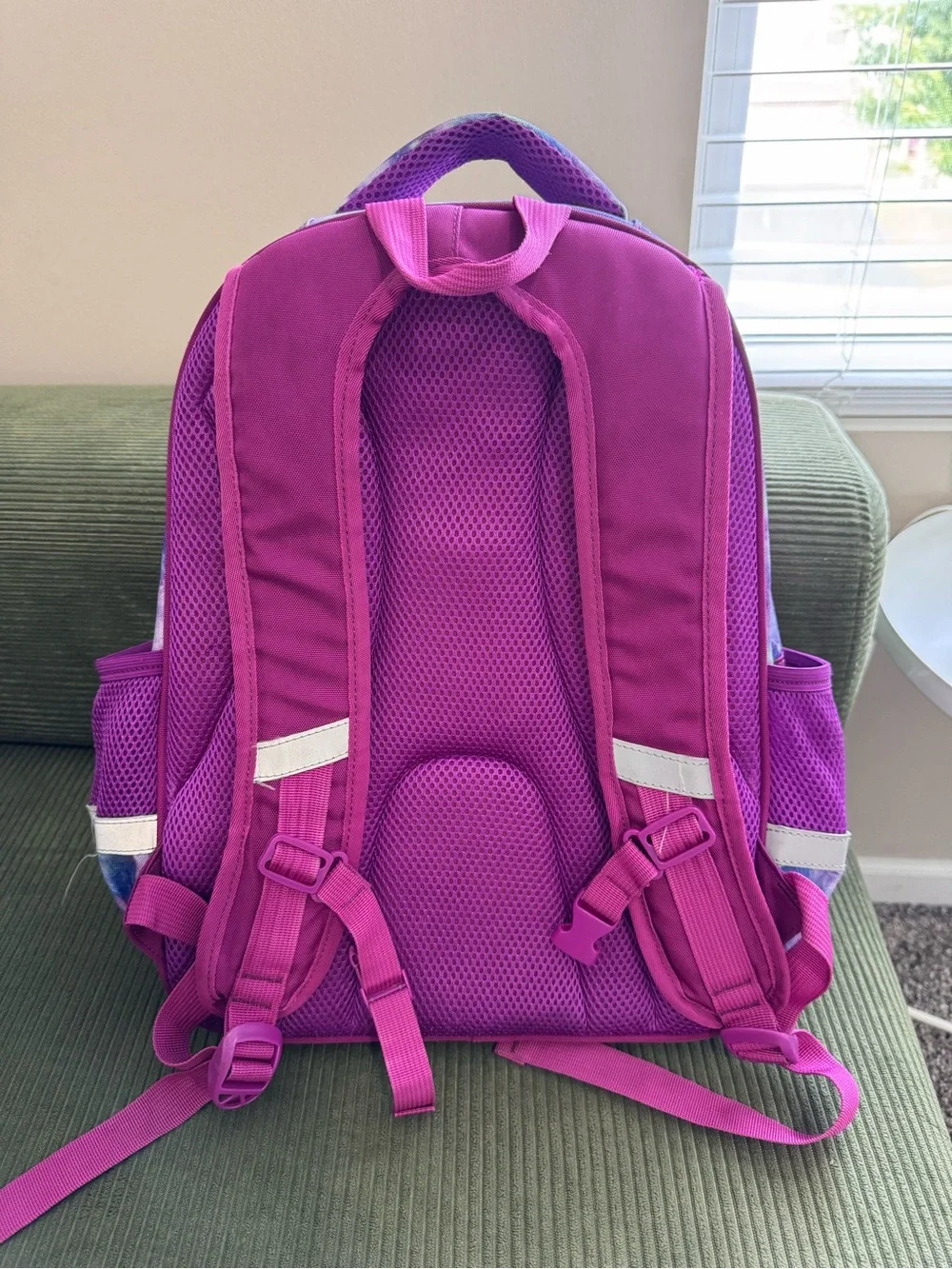 Cusangel vibrant purple